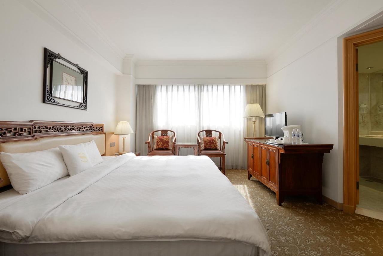Hotel Sunshine Гаосюн Экстерьер фото