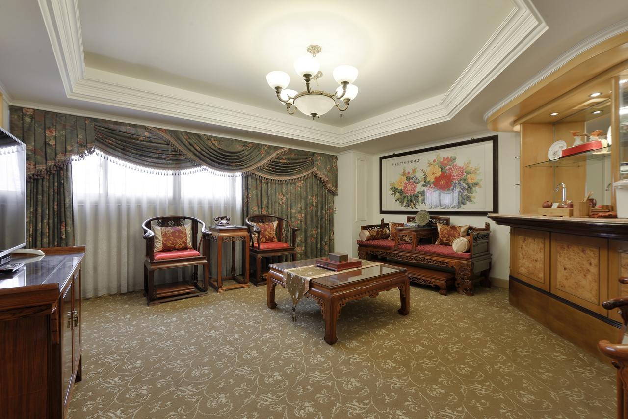 Hotel Sunshine Гаосюн Экстерьер фото